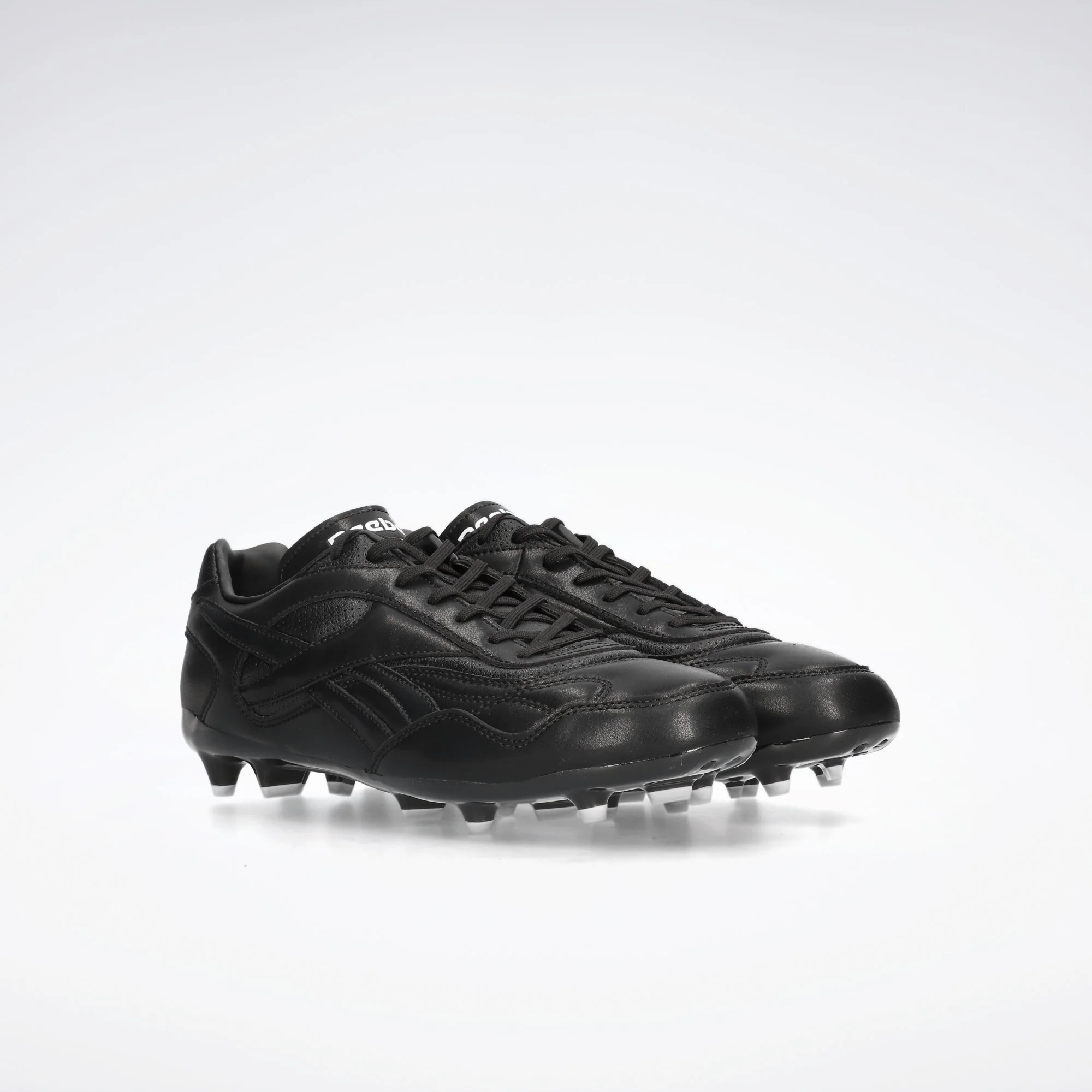 Botines Reebok Essence FG - Image 2