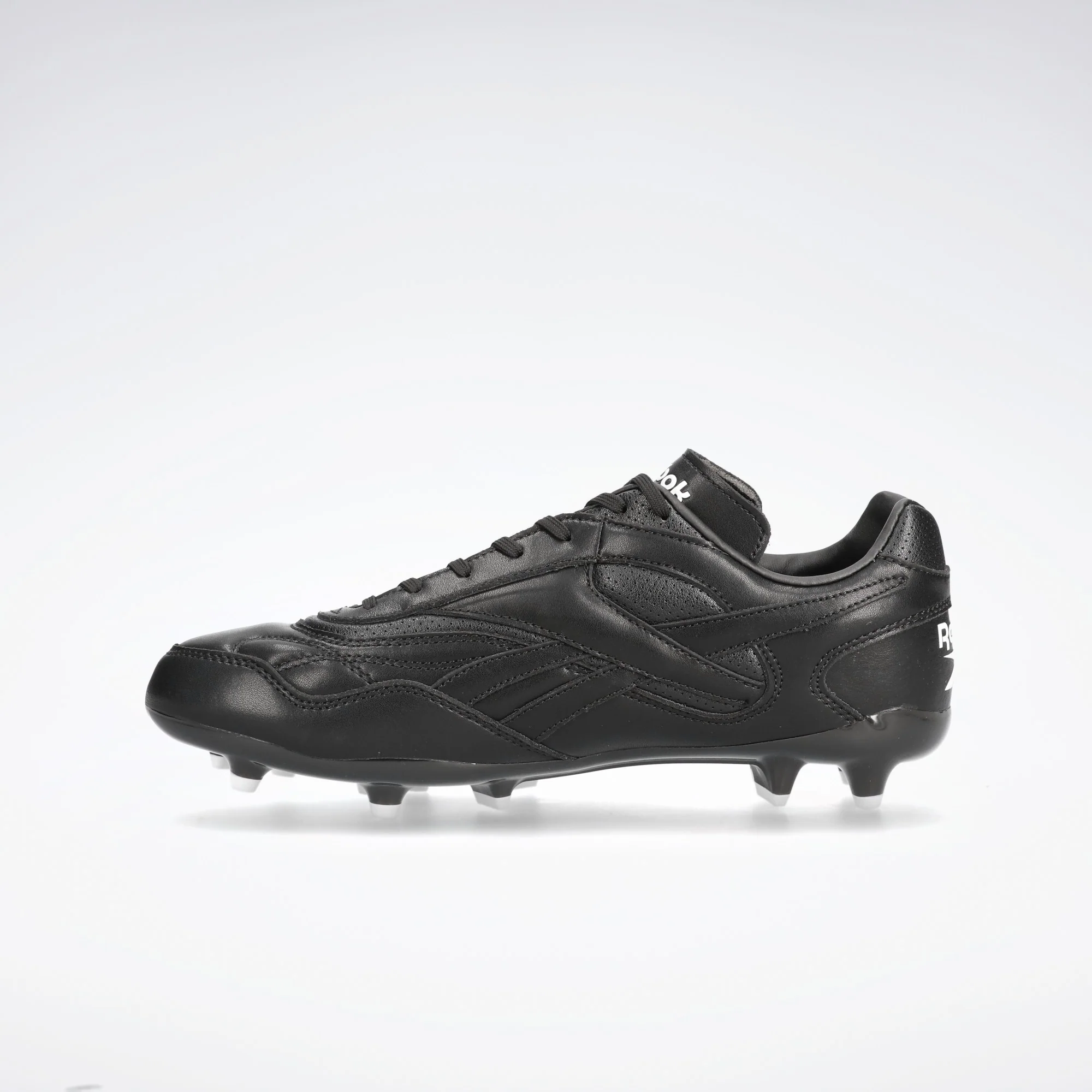 Botines Reebok Essence FG - Image 4