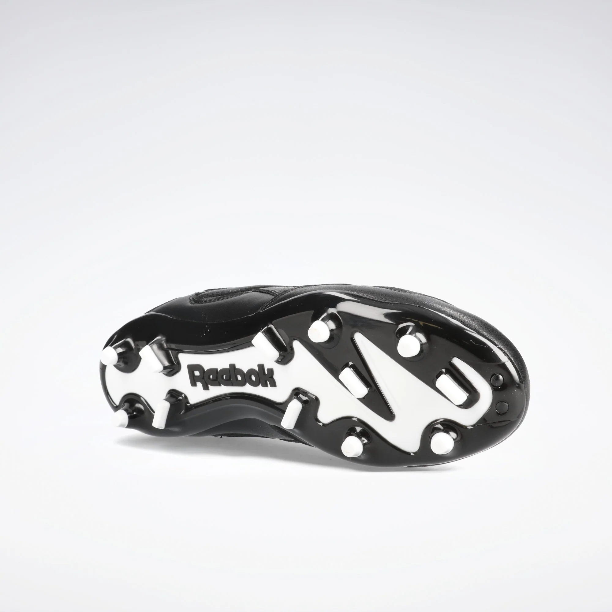 Botines Reebok Essence FG - Image 5