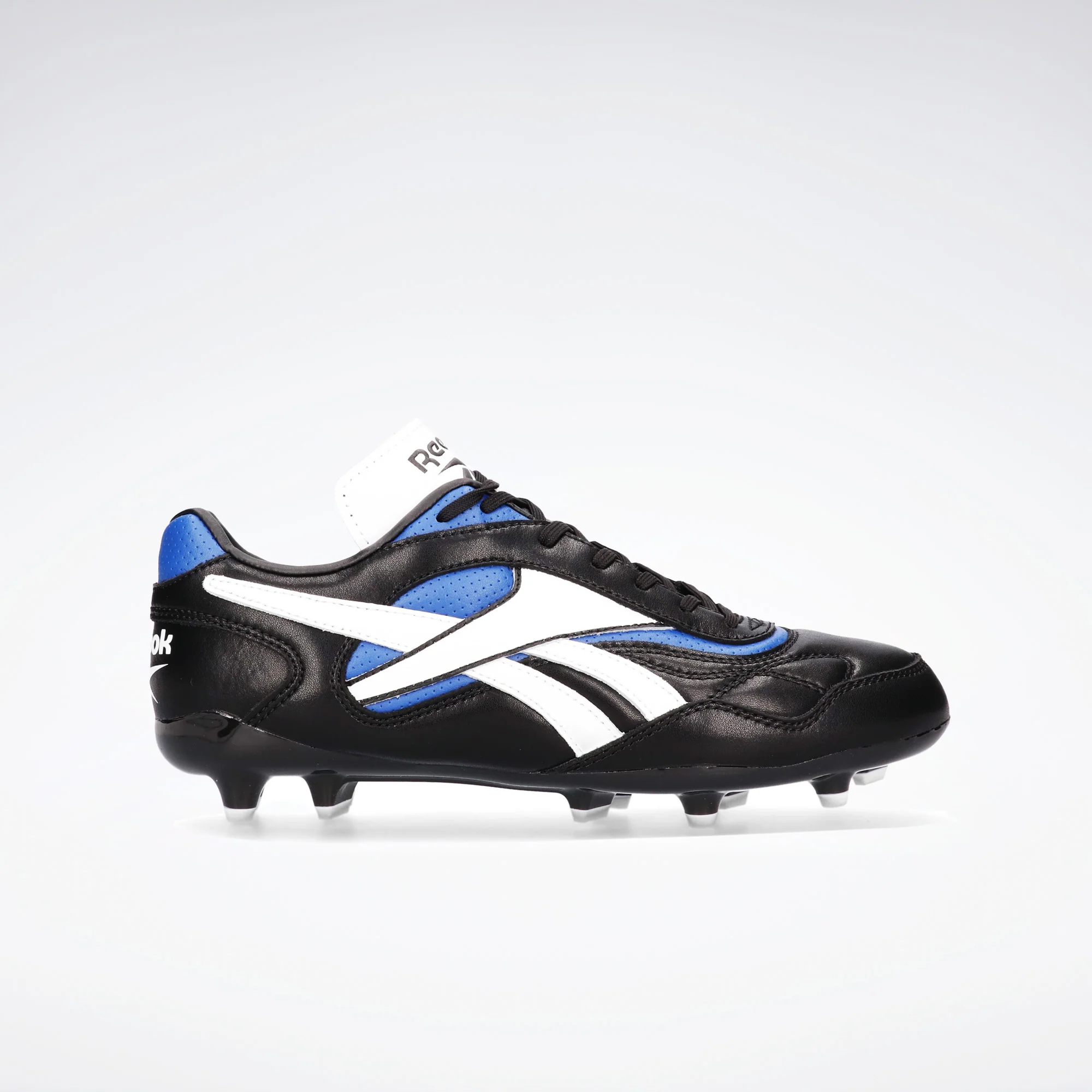 Botines Reebok Essence FG