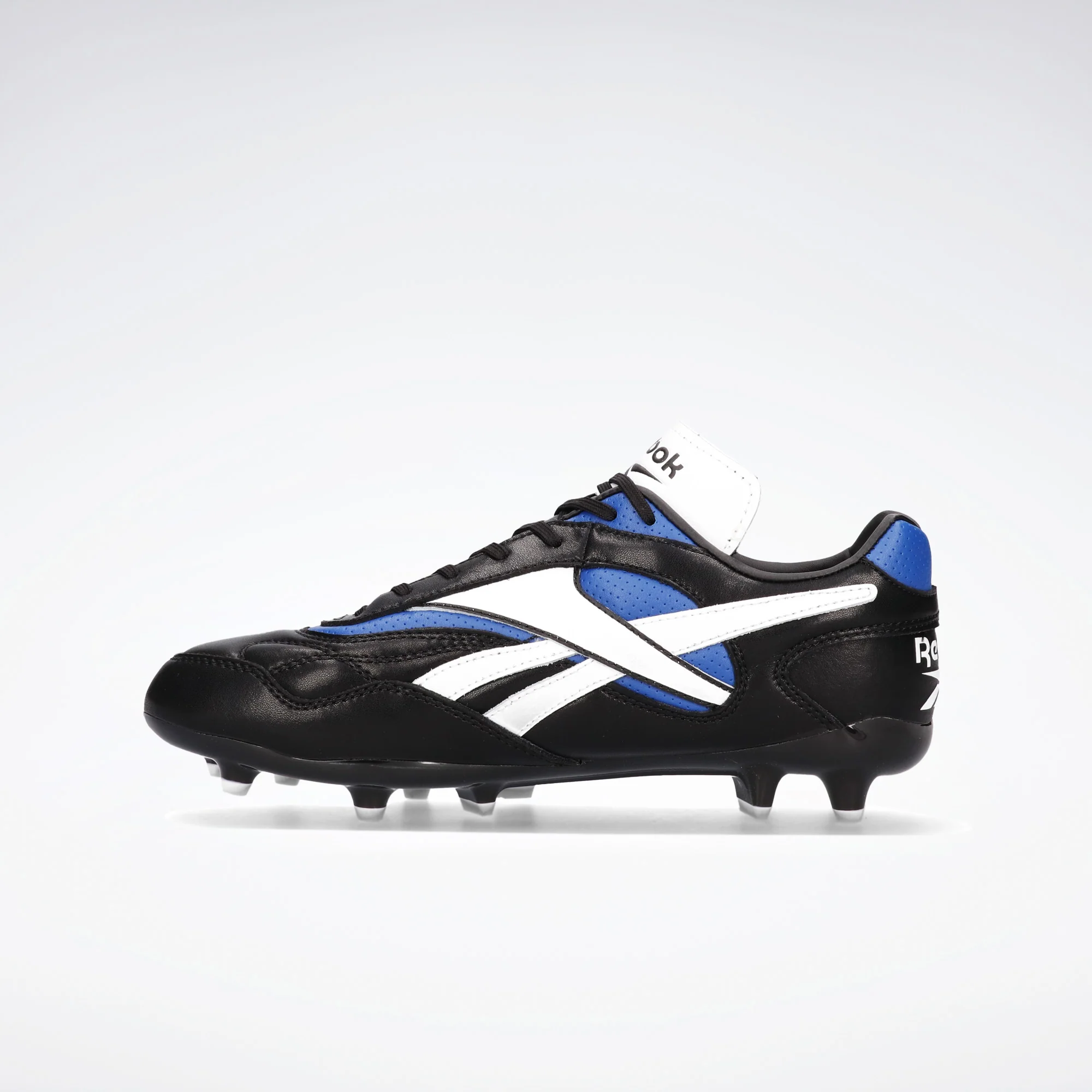 Botines Reebok Essence FG - Image 4