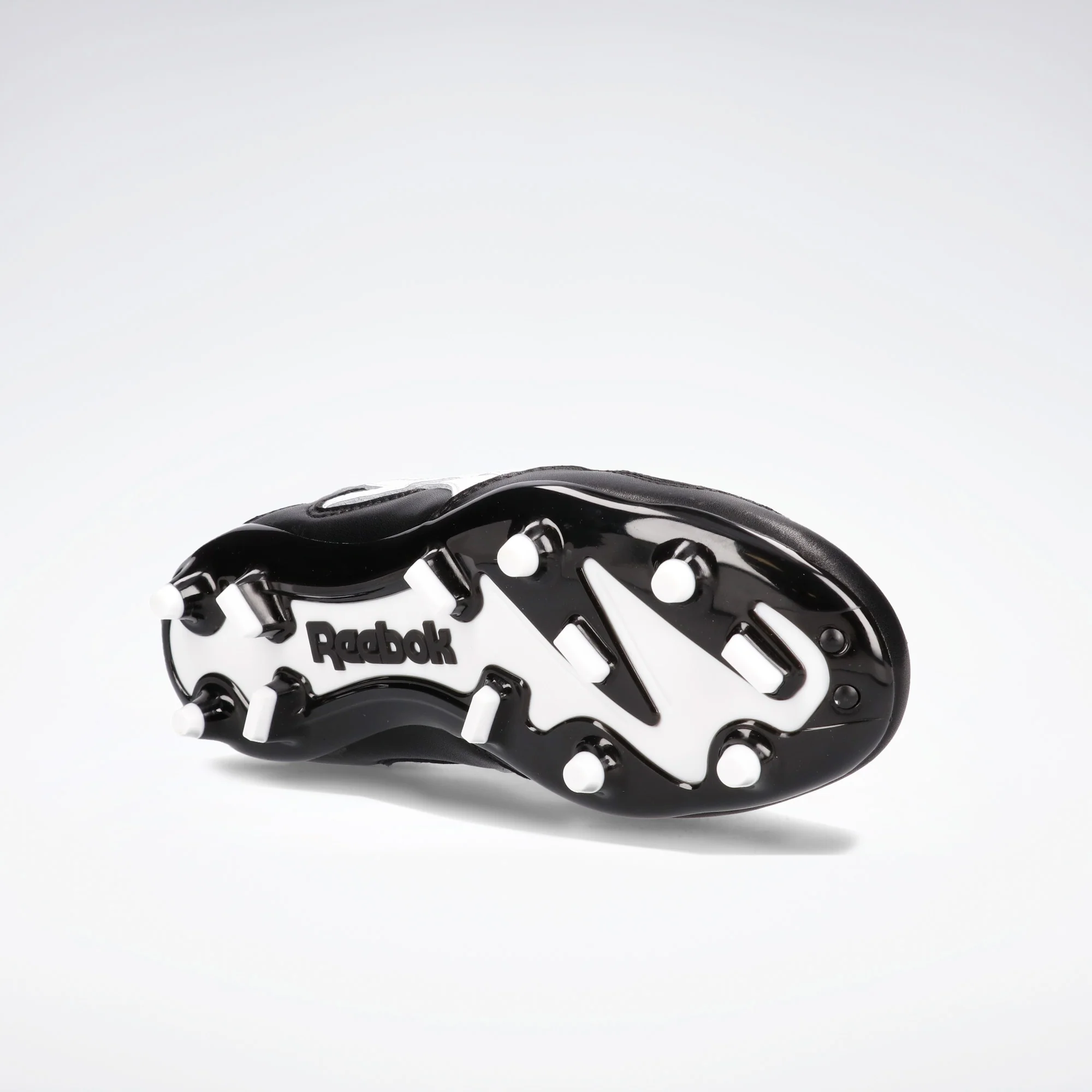 Botines Reebok Essence FG - Image 5