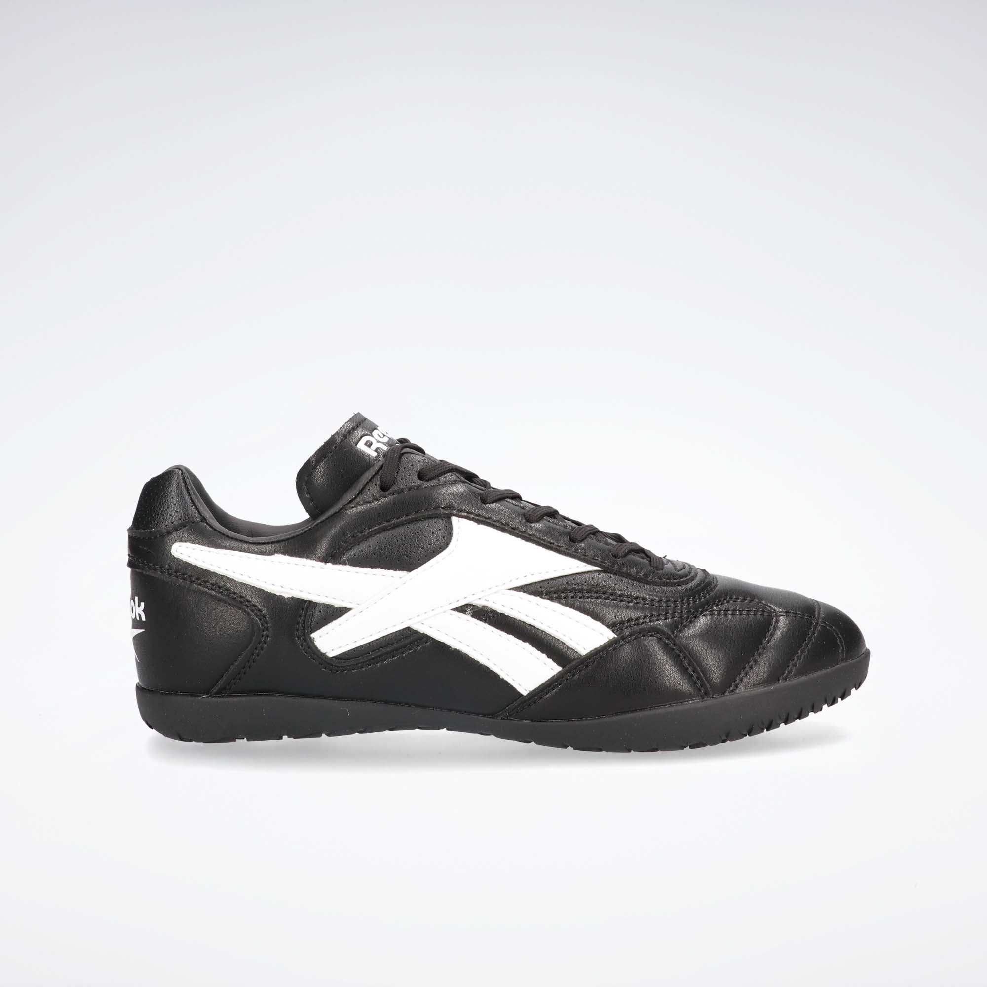 Botines Reebok Essence Ic