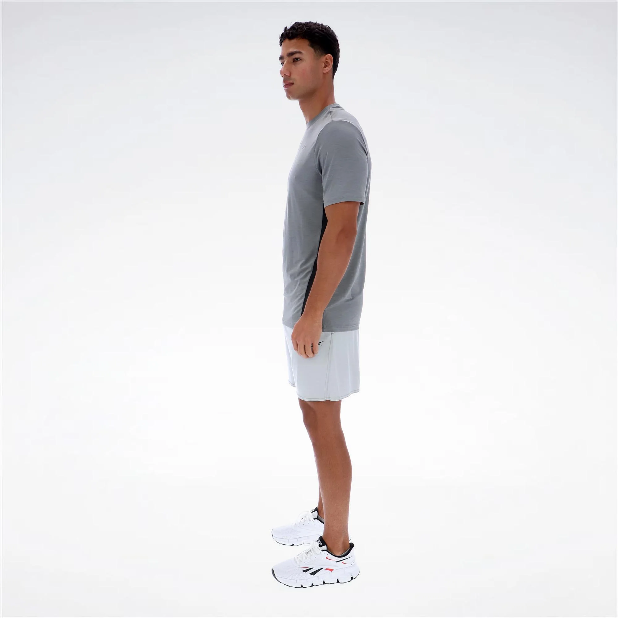 Remera Reebok Running Ss Dotted - Image 3
