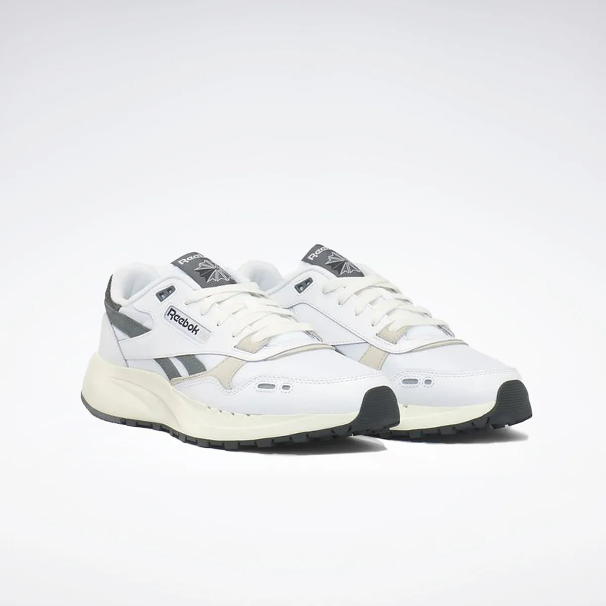 Zapatillas Classic Leather 2400 - Image 2